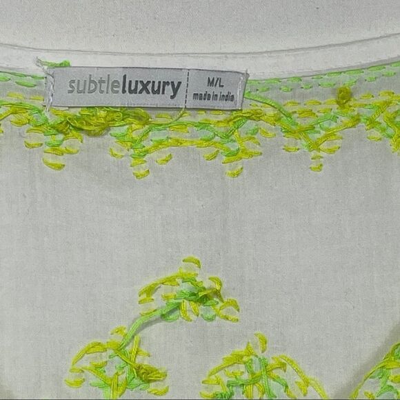 Subtle Luxury White and Green Boyfriend Shirt - Picture 9 of 12